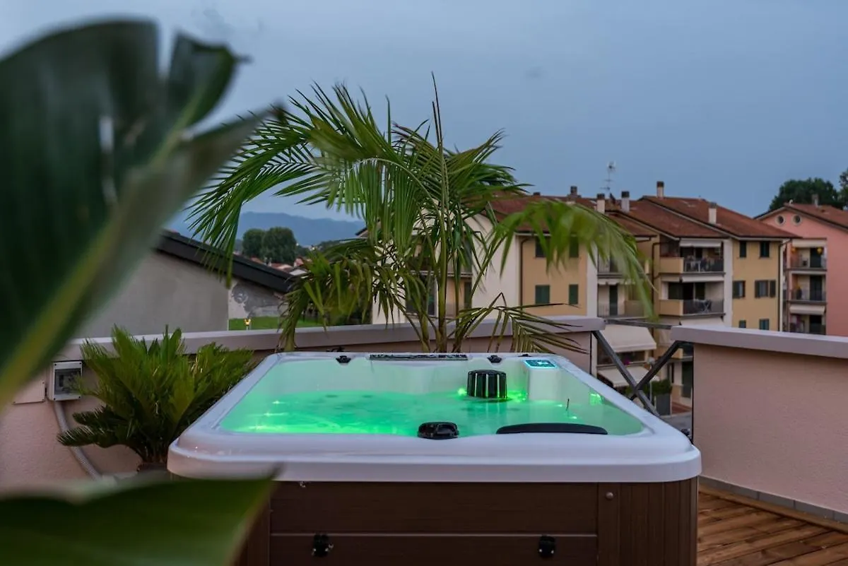 Rooftop Sealavie, Viareggio Jacuzzi E Terrazza Privata Apartment
