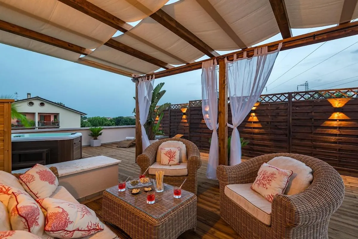 Rooftop Sealavie, Viareggio Jacuzzi E Terrazza Privata Apartment