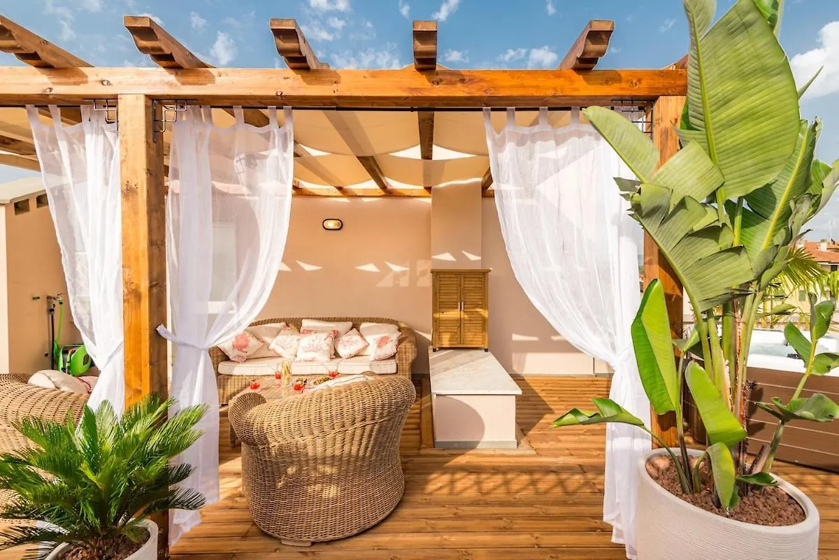 Rooftop Sealavie, Viareggio Jacuzzi E Terrazza Privata