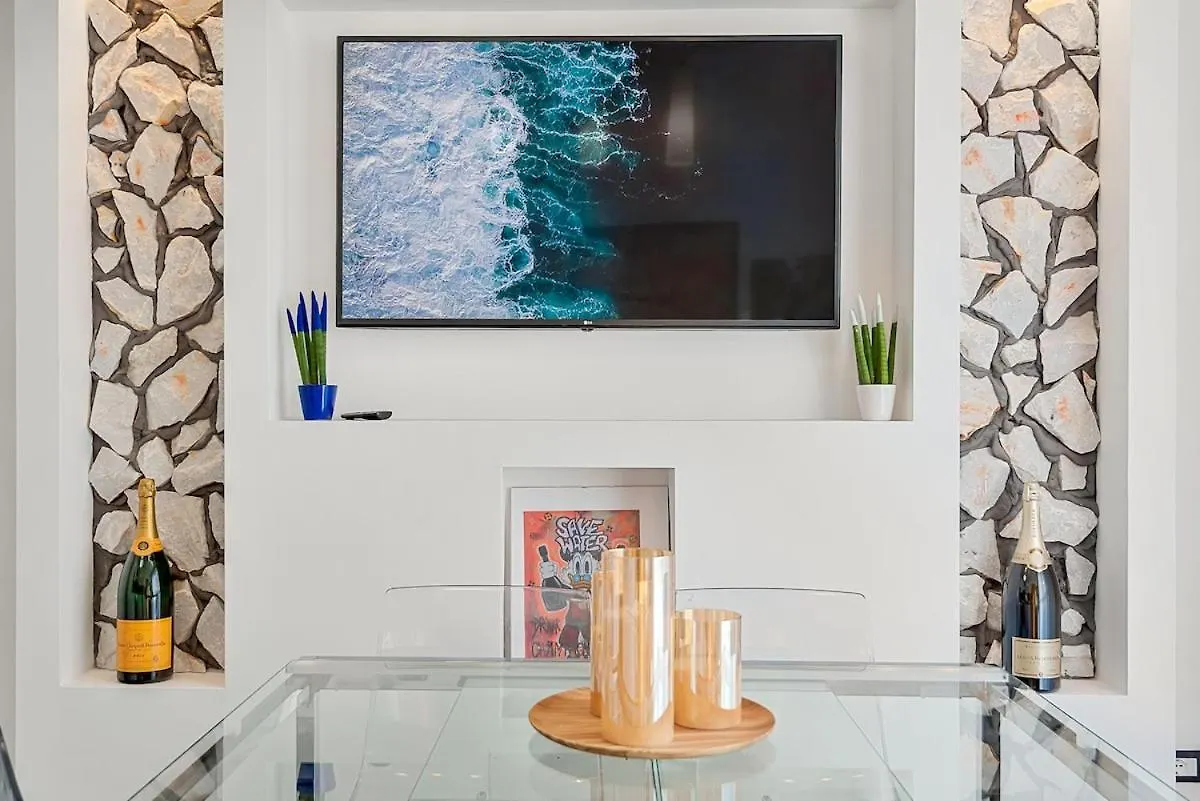 Apartment Rooftop Sealavie, Viareggio Jacuzzi E Terrazza Privata Italy