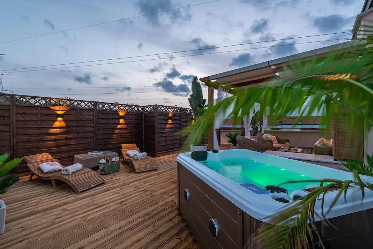 Rooftop Sealavie, Viareggio Jacuzzi E Terrazza Privata