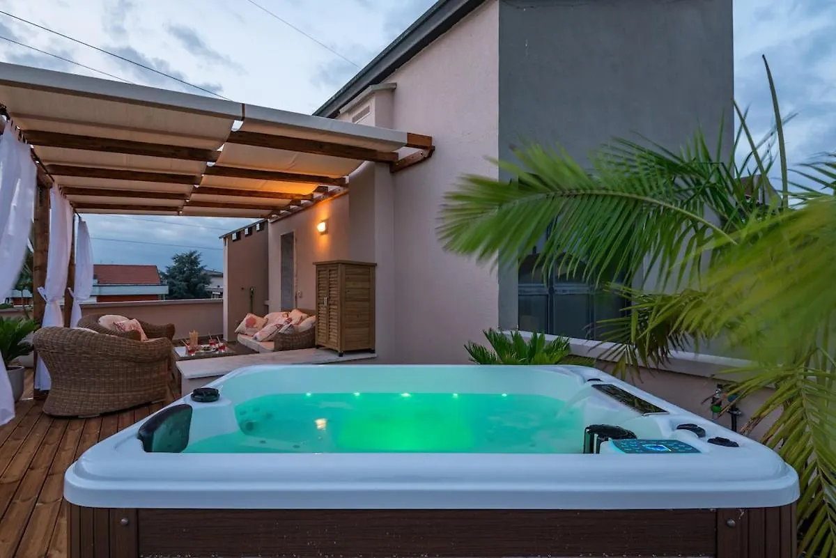 Rooftop Sealavie, Viareggio Jacuzzi E Terrazza Privata Apartment