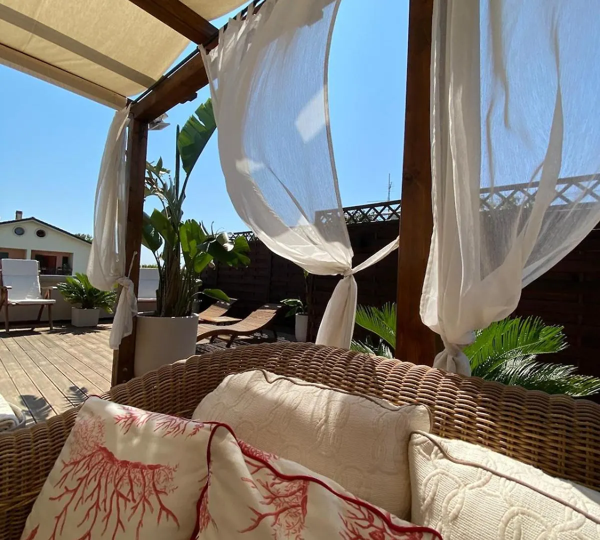 Apartment Rooftop Sealavie, Viareggio Jacuzzi E Terrazza Privata Italy